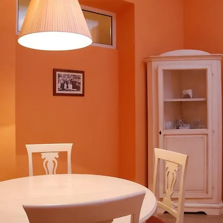 Apartment Central *