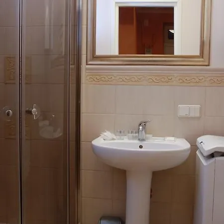 利沃夫中央公寓